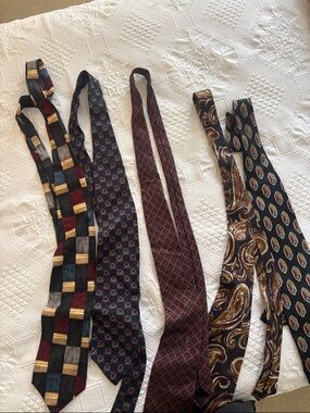 Ferrell Reed LOT Men's Classic Patterned Necktie - Multi Color